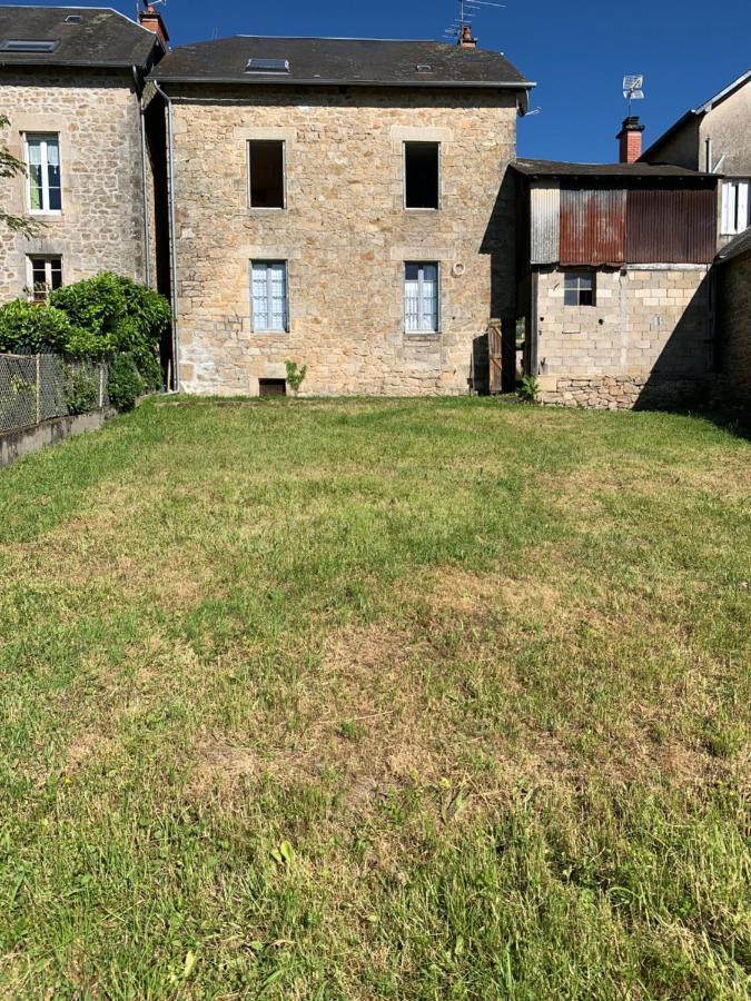 Ferienwohnung Treignac Tourelles Exterior foto